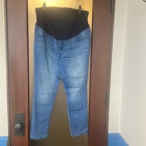 Isabelle maternity over-belly jeggings size 14 light wash
